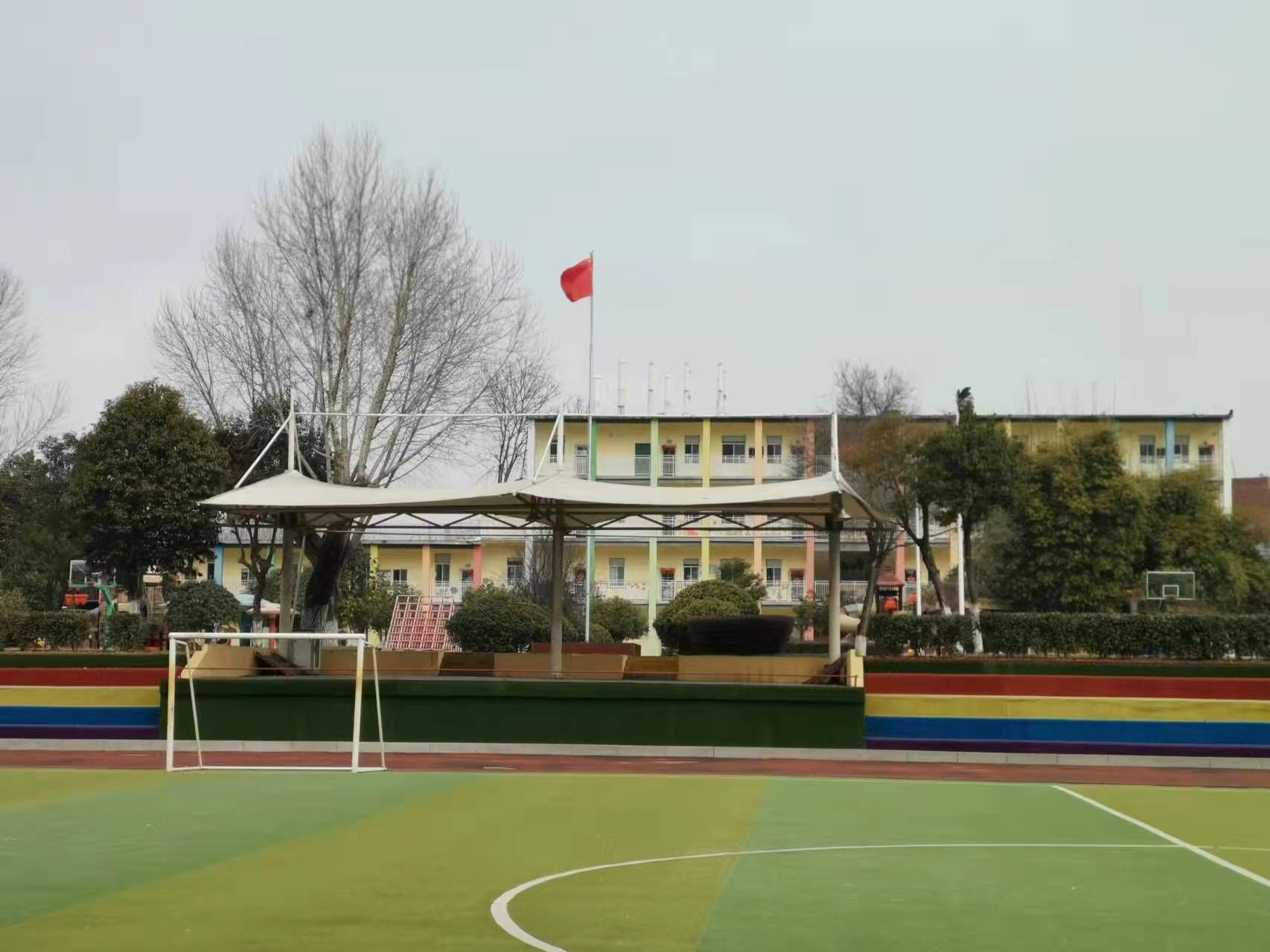 校園安全守護者，初心不改保安全